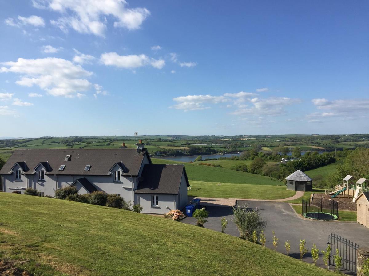 Four Winds,Kinsale Town,Exquisite Holiday Homes,Sleeps 26 מראה חיצוני תמונה