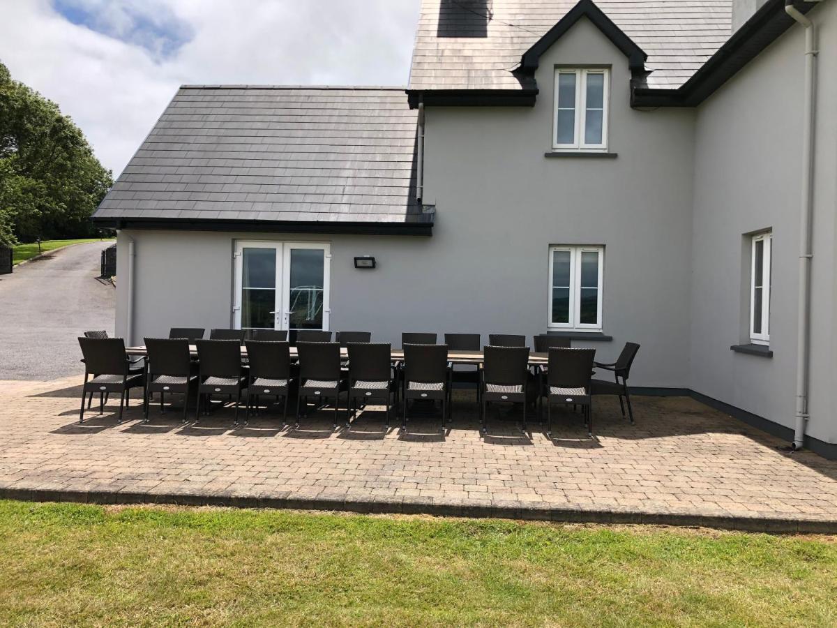 Four Winds,Kinsale Town,Exquisite Holiday Homes,Sleeps 26 מראה חיצוני תמונה
