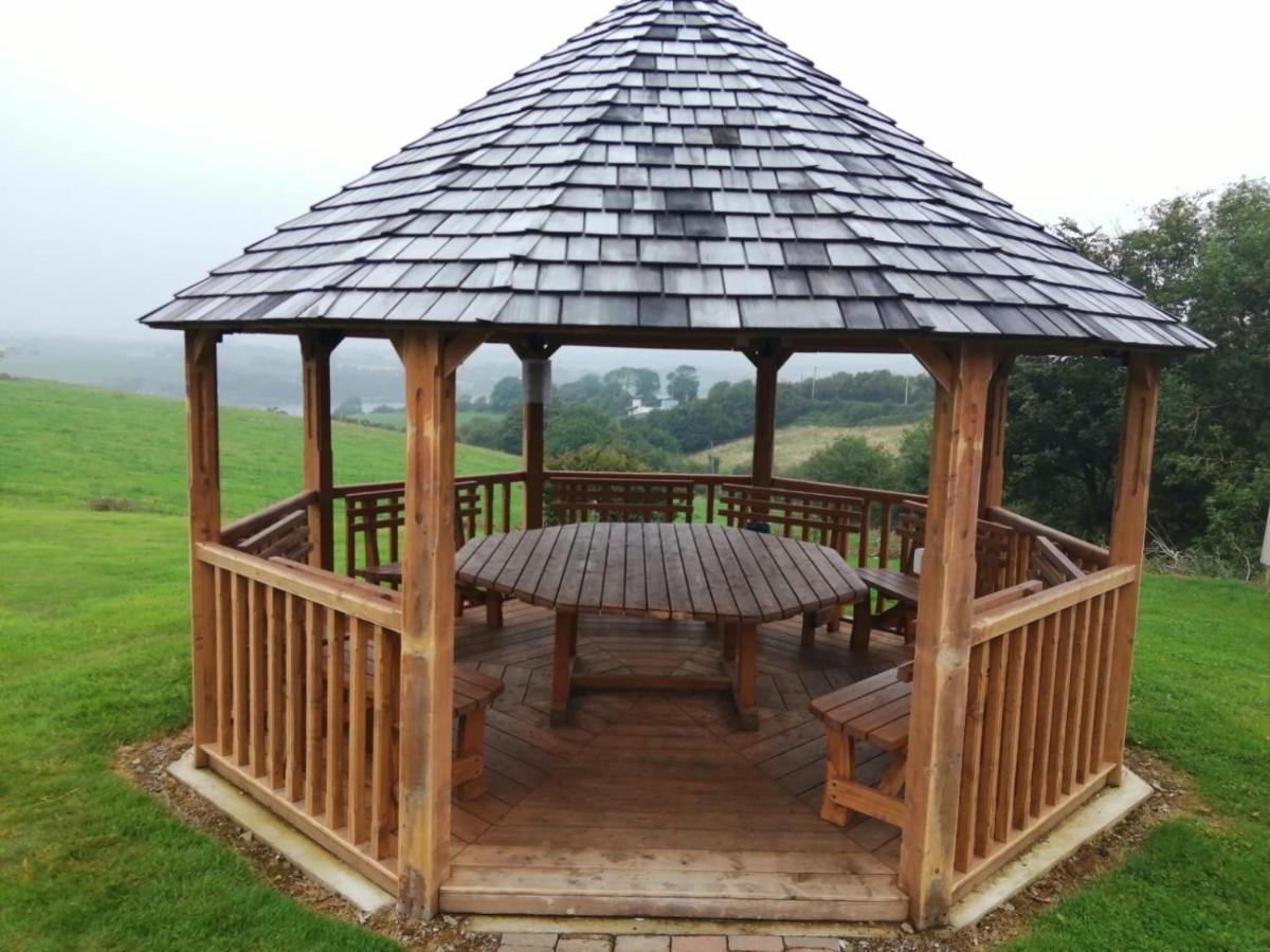 Four Winds,Kinsale Town,Exquisite Holiday Homes,Sleeps 26 מראה חיצוני תמונה
