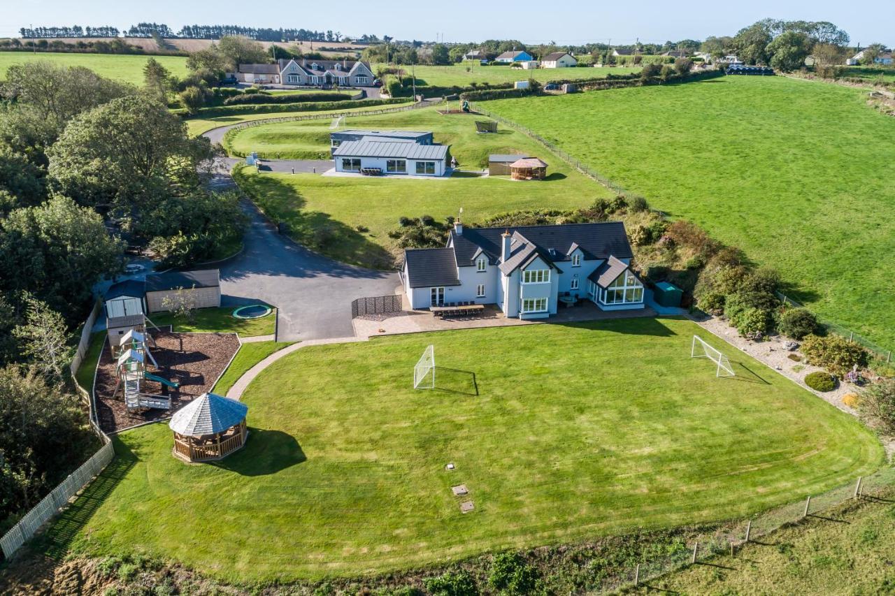 Four Winds,Kinsale Town,Exquisite Holiday Homes,Sleeps 26 מראה חיצוני תמונה