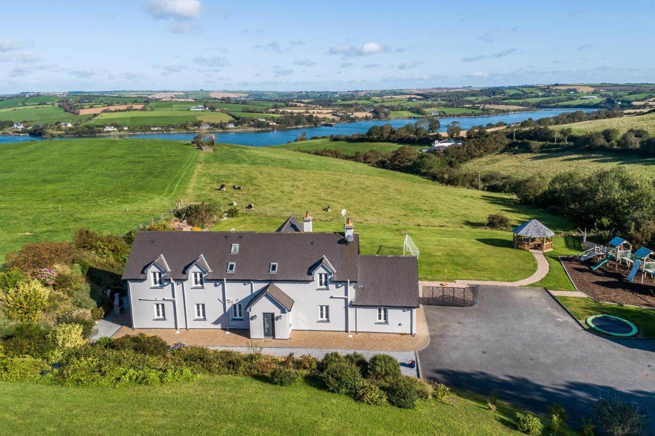 Four Winds,Kinsale Town,Exquisite Holiday Homes,Sleeps 26 מראה חיצוני תמונה