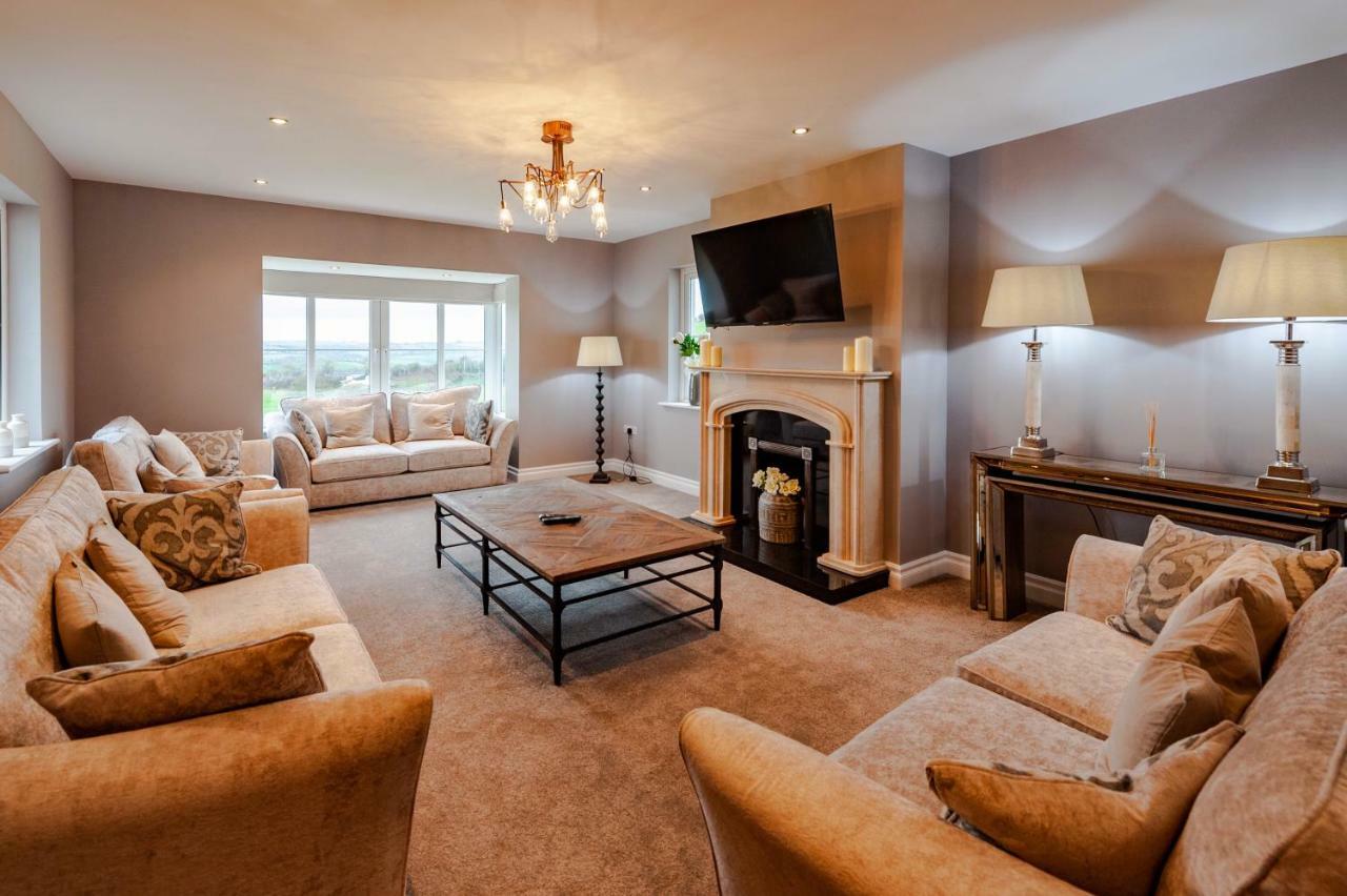 Four Winds,Kinsale Town,Exquisite Holiday Homes,Sleeps 26 מראה חיצוני תמונה
