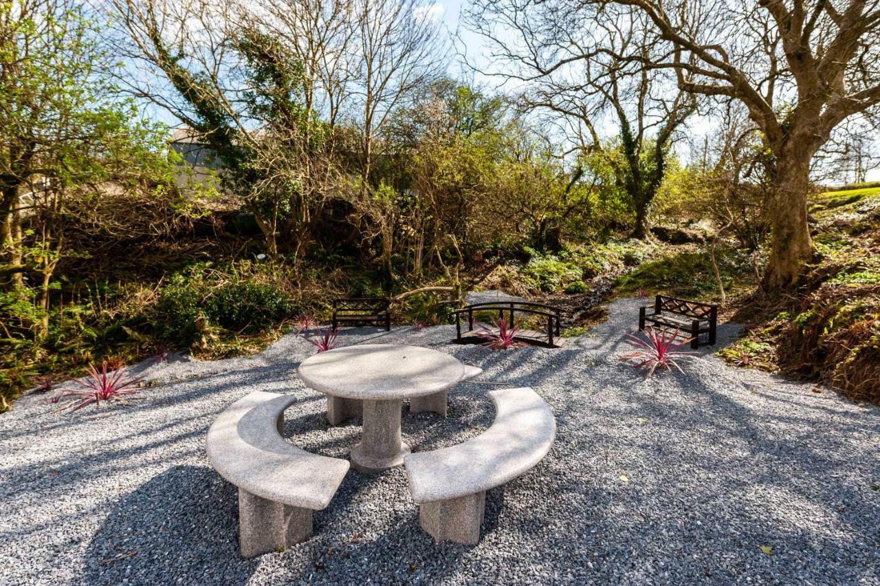 Four Winds,Kinsale Town,Exquisite Holiday Homes,Sleeps 26 מראה חיצוני תמונה