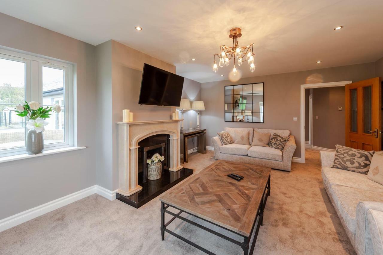 Four Winds,Kinsale Town,Exquisite Holiday Homes,Sleeps 26 מראה חיצוני תמונה