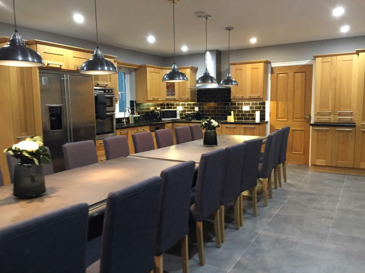 Four Winds,Kinsale Town,Exquisite Holiday Homes,Sleeps 26 מראה חיצוני תמונה