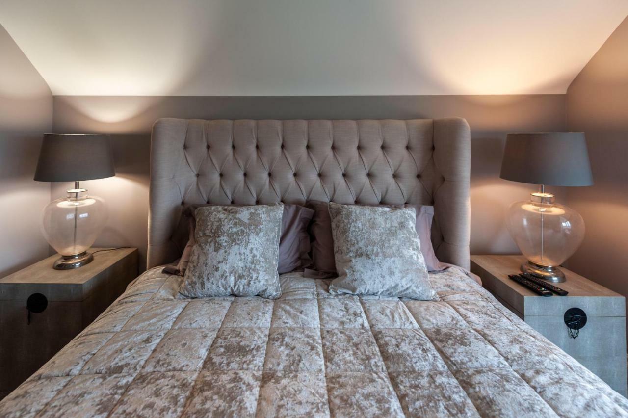 Four Winds,Kinsale Town,Exquisite Holiday Homes,Sleeps 26 מראה חיצוני תמונה