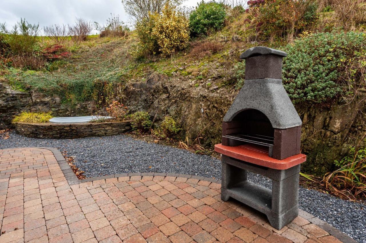 Four Winds,Kinsale Town,Exquisite Holiday Homes,Sleeps 26 מראה חיצוני תמונה