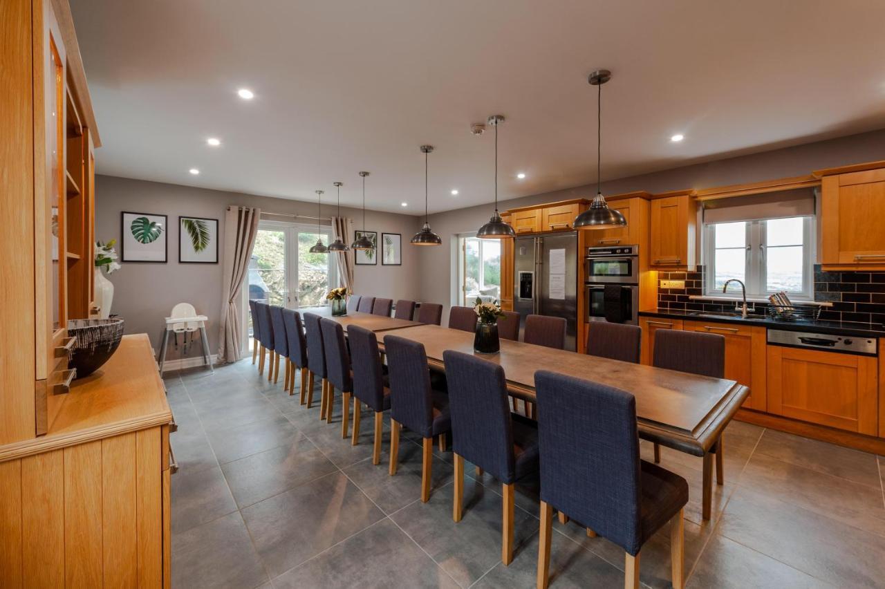 Four Winds,Kinsale Town,Exquisite Holiday Homes,Sleeps 26 מראה חיצוני תמונה